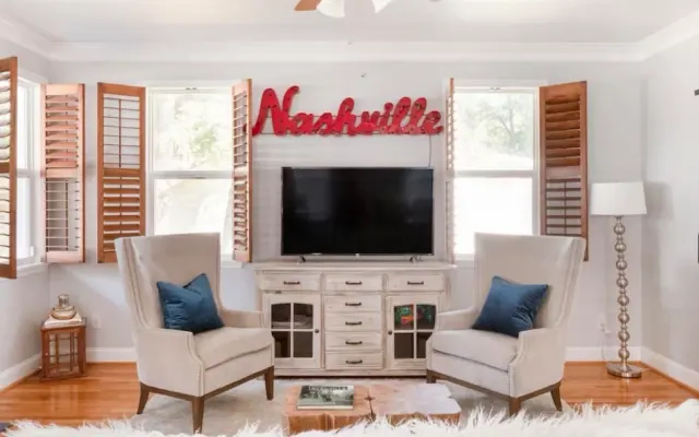 Accueil chaleureux à Nashville avec élégance et sophistication