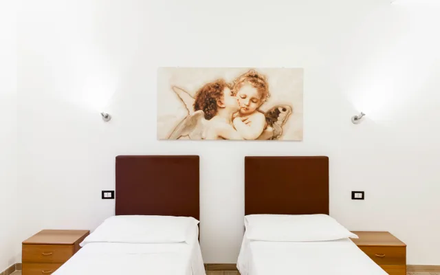 IN FIERA 8: intimate,warm,quiet apartment,near city center