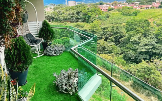Quarto com uma óptima localização / excelente vista