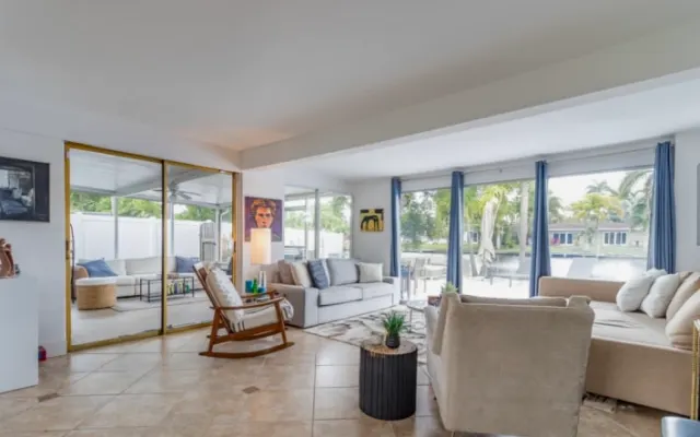Sunny Waterfront Wilton Manors - Piscine chauffée