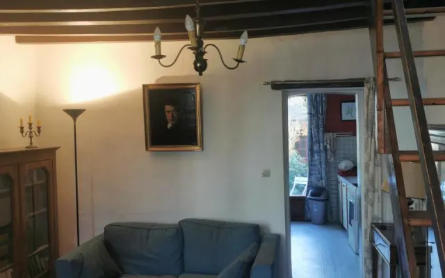 A warm welcome in a village house (Orne)