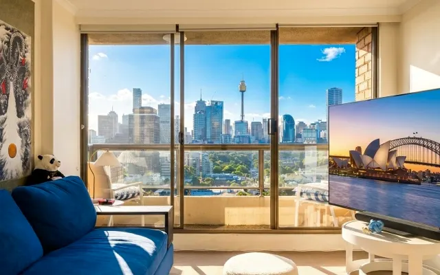 Opera House View Spacious QueenRoom in Potts Gayborhood-4 min to city