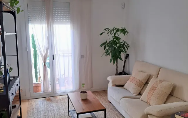 Appartement agréable et ensoleillé dans le centre.