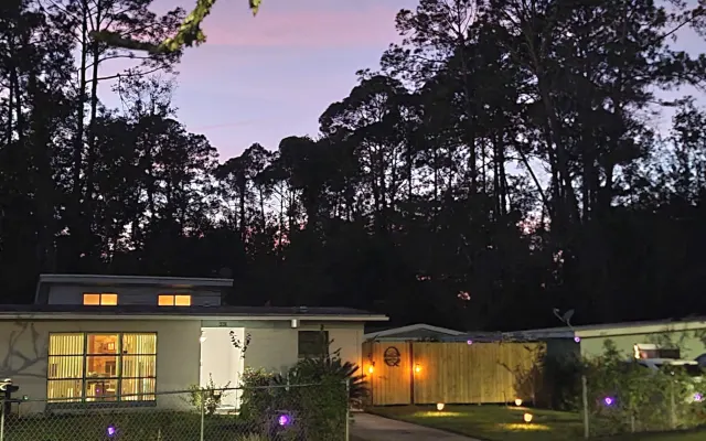Twin Pines Studios: piccoli, accoglienti e proprio dove si vuole...