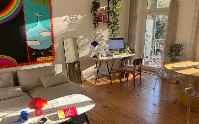 L'appartement Ostkreuz-Berlin est très bien situé.