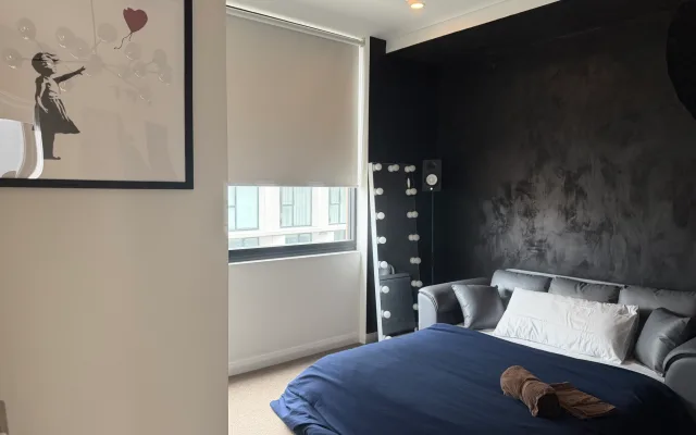 Guest room with own bathroom