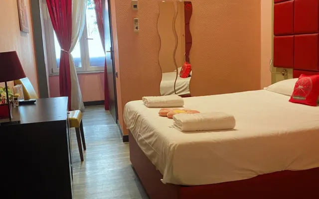 Dolce Vita Rooms & Breakfast in the center of Naples