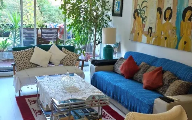 Apartment with Great Balcony for a green big garden close by the sea
