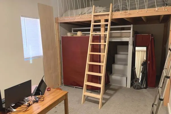 Share-Bedroom in Share-House