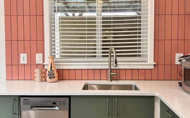 Brand new stylish, modern studio minutes away from downtown Portland