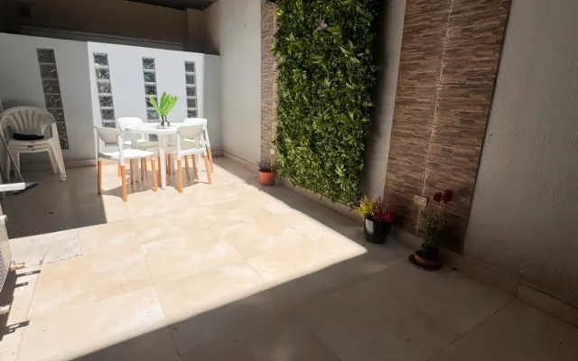 Palermo Paradise Luxury Patio Oasis- LGBTQ+ Friendly