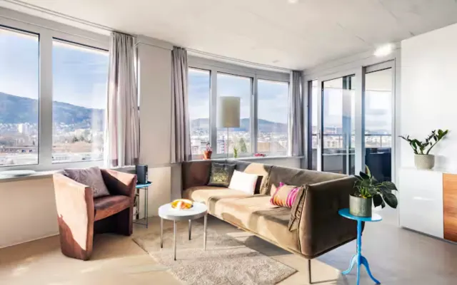 Luxuswohnung mit Bergpanorama-Aussicht mitten in Zürich