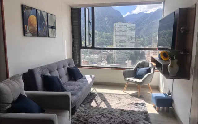 Shared space. Skyroom, private bathroom