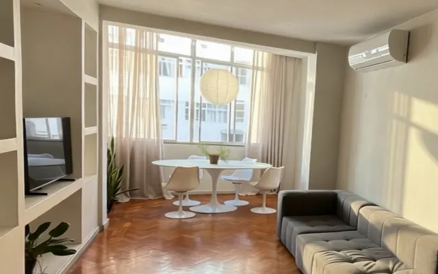 Room in Copacabana - Rio de Janeiro