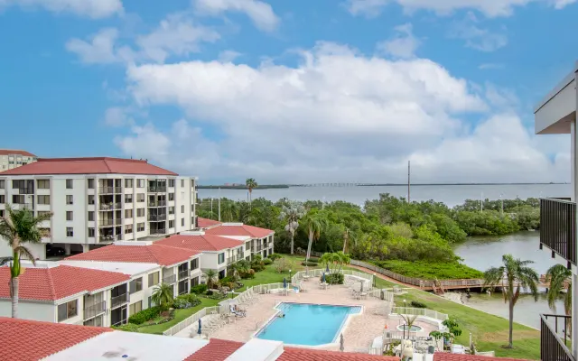 Turn-Key Furnished Luxury Rental