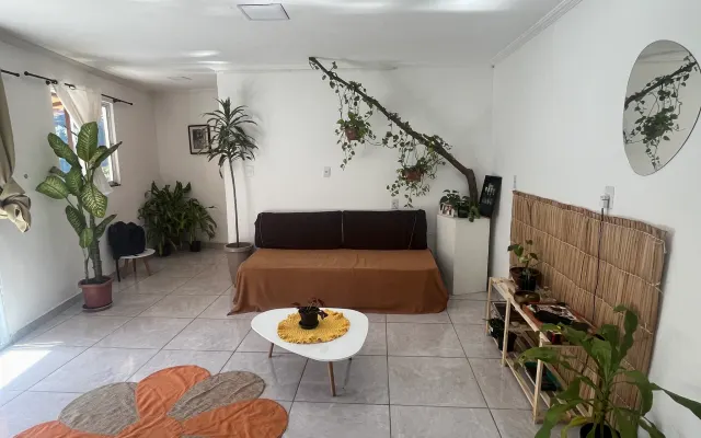 Linda casa aos pés do Cristo redentor na zona sul