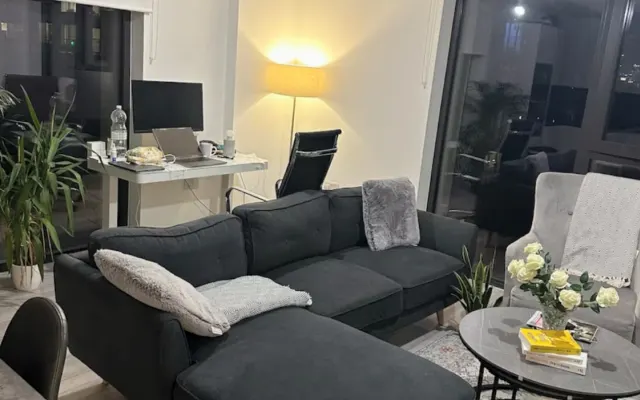 gemütliche, helle, zentrale Wohnung E&C