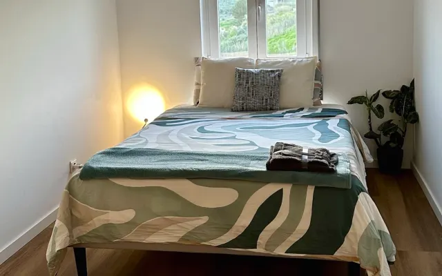 Bright & Comfortable Room hosted by Colombian & Brazilian Couple
