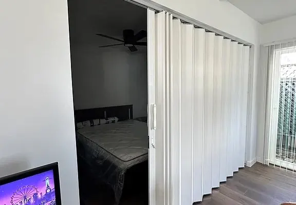 Hermoso apartamento con servicios públicos incluidos. ¡Aplicar ahora!