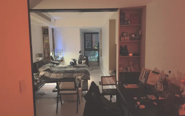 Eine schöne Wohnung, 30 Minuten Autofahrt vom internationalen...