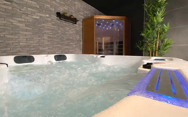 Spa e sauna private - accogliente duplex industriale vicino a Obernai