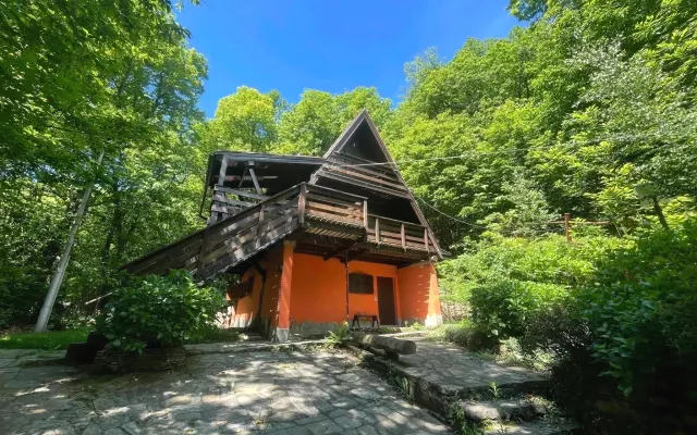 Kodama Chalet