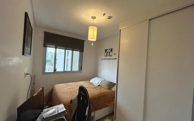 Stylish and comfortable 2-bedroom apartment - 5 minutes from the...