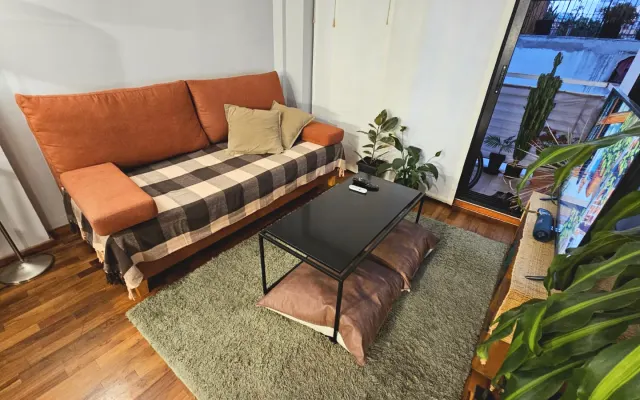 Stay with a local in the Buenos Aires neighborhood of Abasto, nudist...