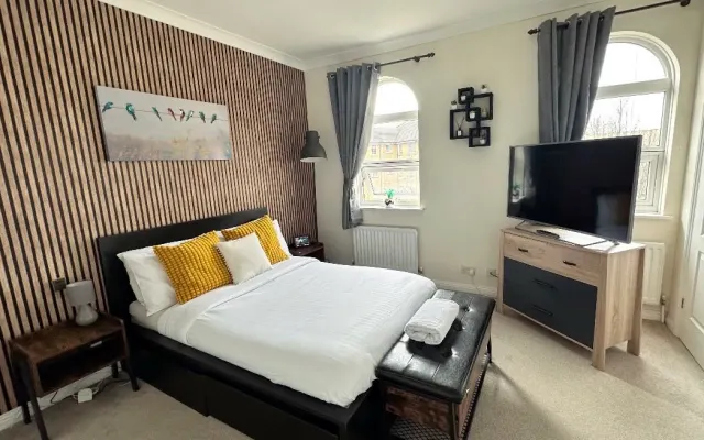 Hermosa habitación con baño estándar del hotel