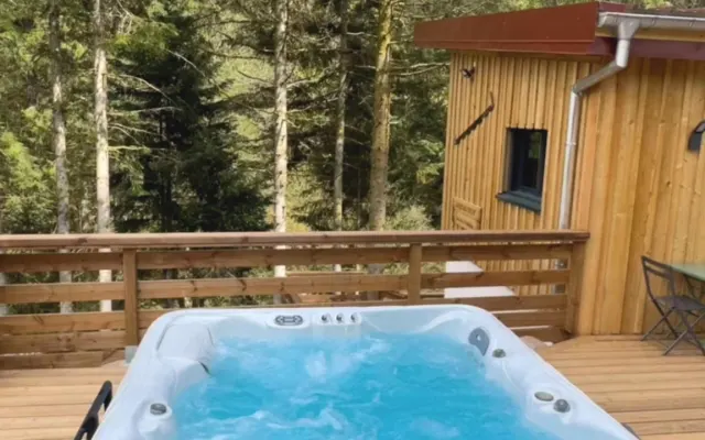 Refuge perché de la cascade *Private spa* 5000 m2 fenced garden