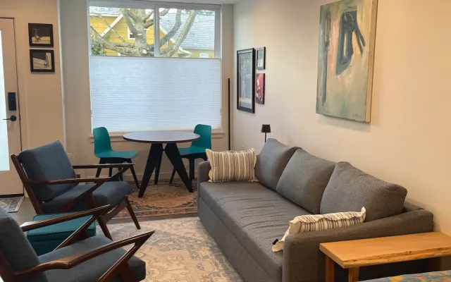 Modernes Studio in Georgetown