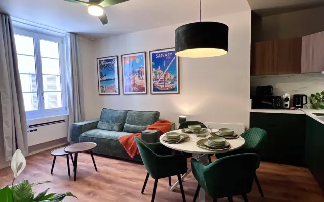Studio mit Klimaanlage im historischen Zentrum - Oper, Hafen & Bahnhof