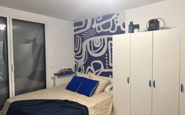 Room near city center