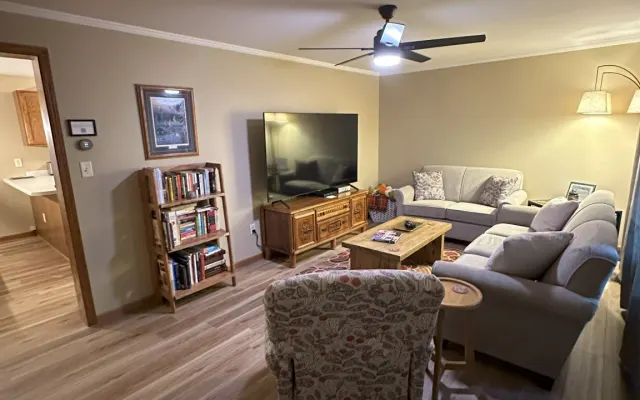 Cozy Northern Michigan retreat near local ski/golf resorts