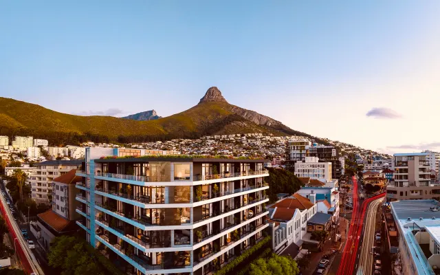 Lussuoso appartamento monolocale con letto queen 711 a Sea Point, Città