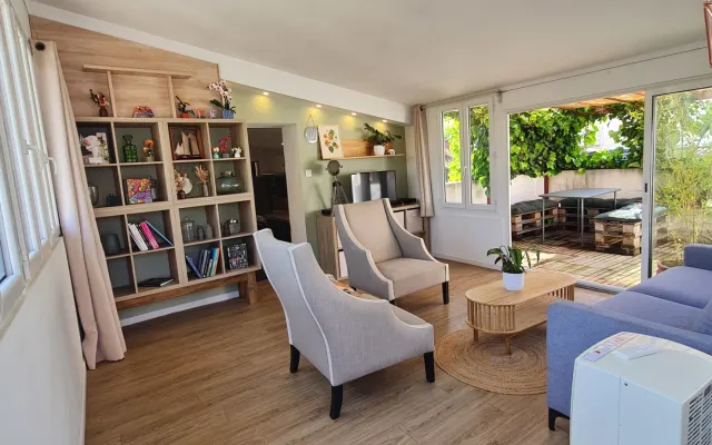 Charming cocoon with sunny terrace