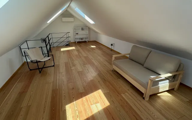 Espaço no sótão para viajante individual