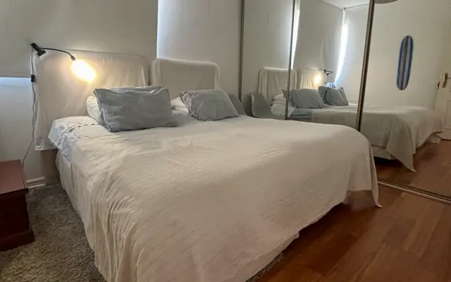 Quarto em apartamento na linha de Cascais, a 10 min da praia