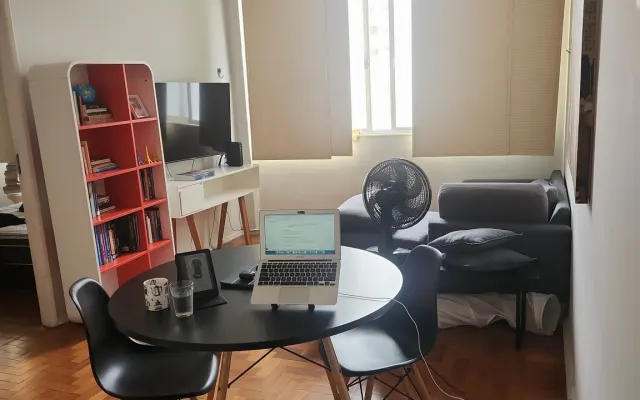 Apartment in the south near the beach and metro