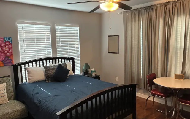 Comfortable guest room near the âgay stripâ and downtown