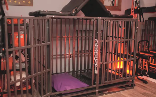 OrahsPlayHouse | Curated Adult PlaySpace & Suite
