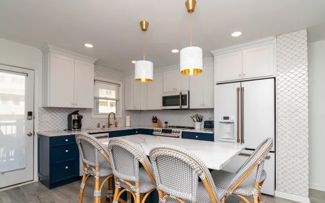 Gorgeous Ocean Block Townhome, Steps to the Beach and Boardwalk.
