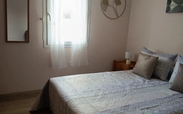 Acogedora habitación con baño privado