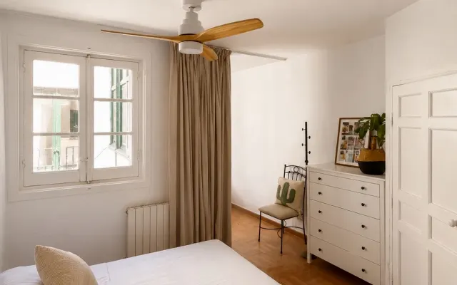 Gemütlicher und ruhiger Raum in Malasaña