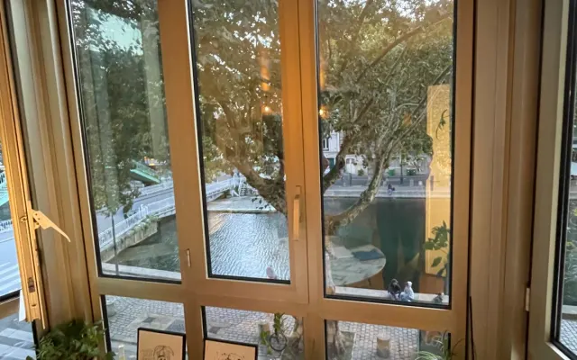 Nice apartment, central Paris next to Gare du Nord and Gare de l'Est