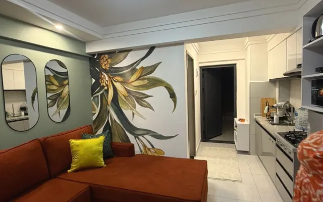 Chambre confortable avec vue sur la ville, climatisation, Wi-Fi haut dé
