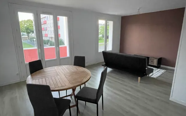 Appartamento a 15 minuti a piedi dal centro città, vicino alla tramvia