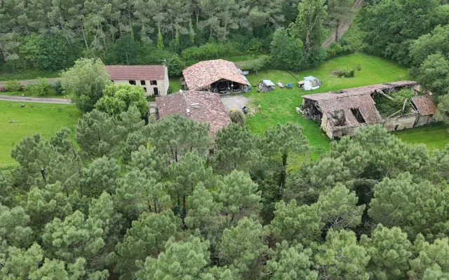 quarto privado numa antiga quinta no campo