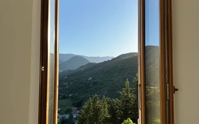 The Window to Mont Ventoux