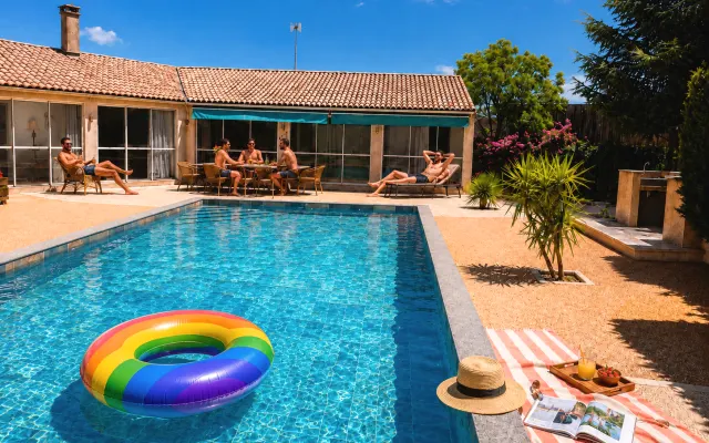 12x6-Pool, ruhig & Gay-/Naturistenstrände in der Nähe